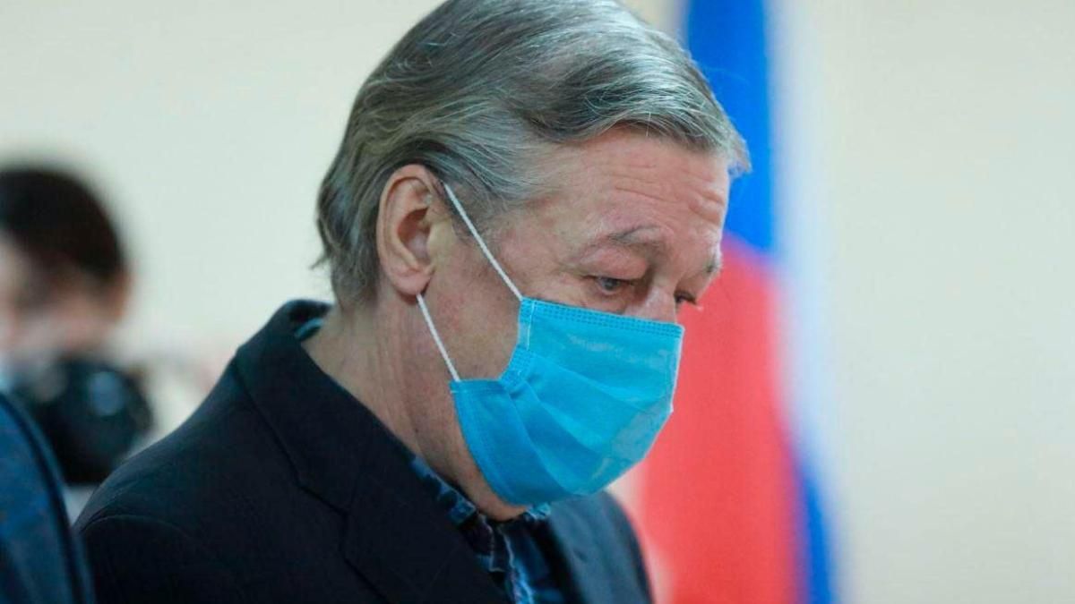 Михайло Єфремов сяде за ґрати: реакція актора на вирок – відео Михайло Єфремов сяде за ґрати: реакція актора на вирок – відео