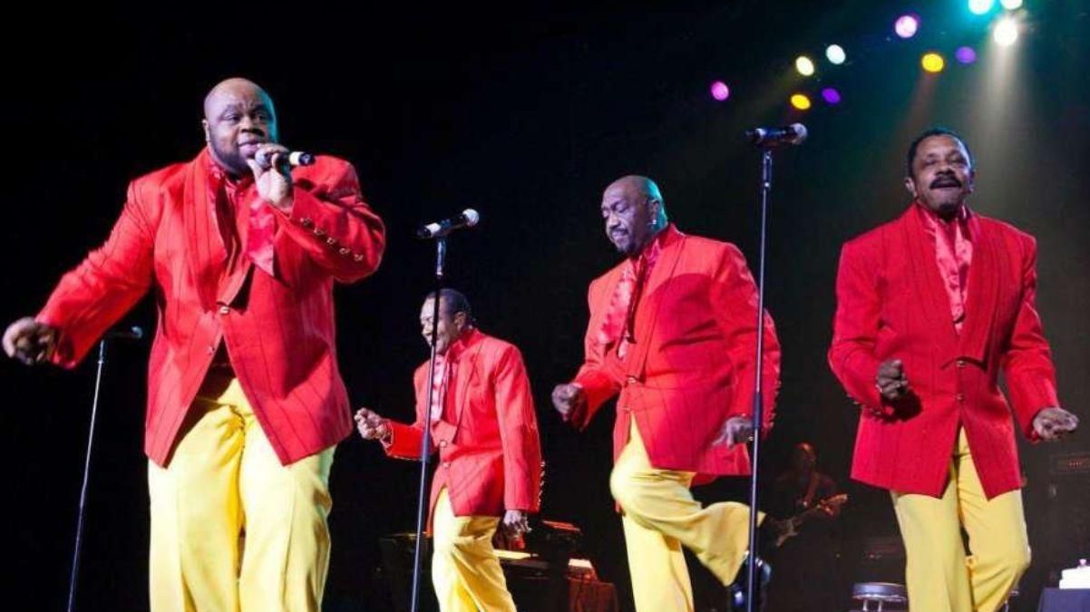 Американський співак Брюс Вільямсон помер від коронавірусу Американський співак Брюс Вільямсон помер від коронавірусу