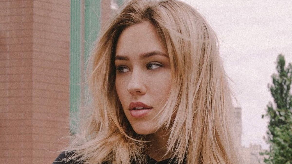 Даша Квіткова звернулася до прихильників після ДТП: Бережіть себе Даша Квіткова звернулася до прихильників після ДТП: Бережіть себе