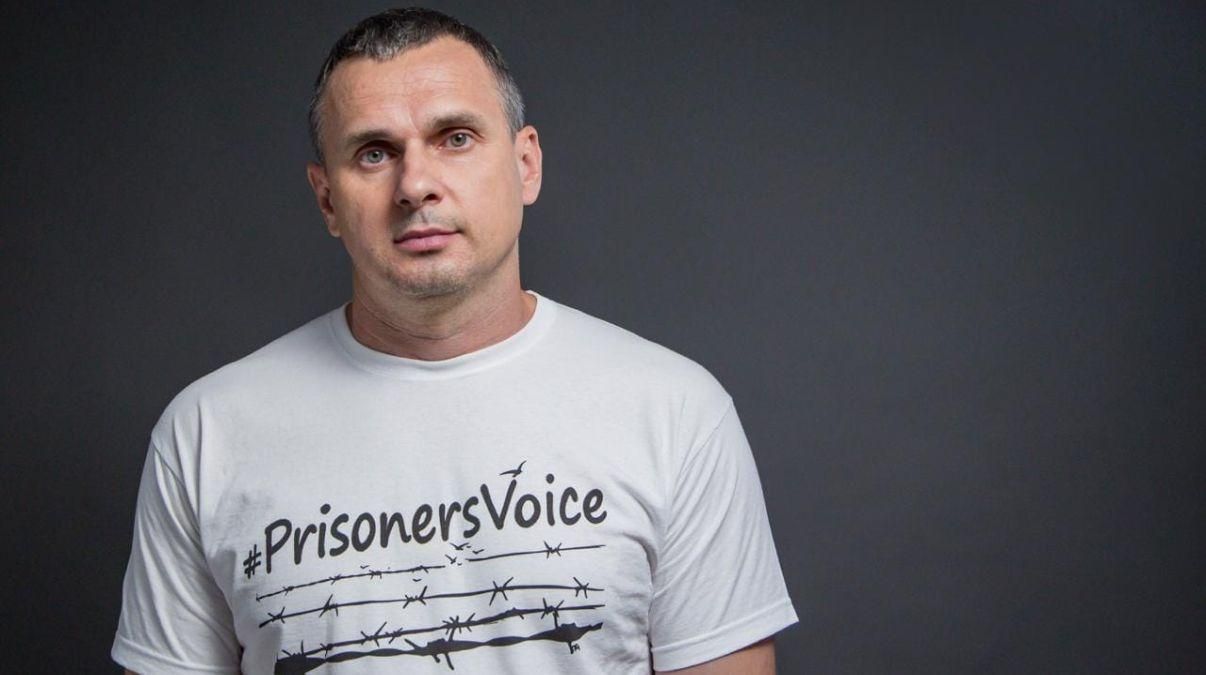 Олег Сенцов розповів, як вдавалося писати у в'язниці: Могли забрати усі рукописи