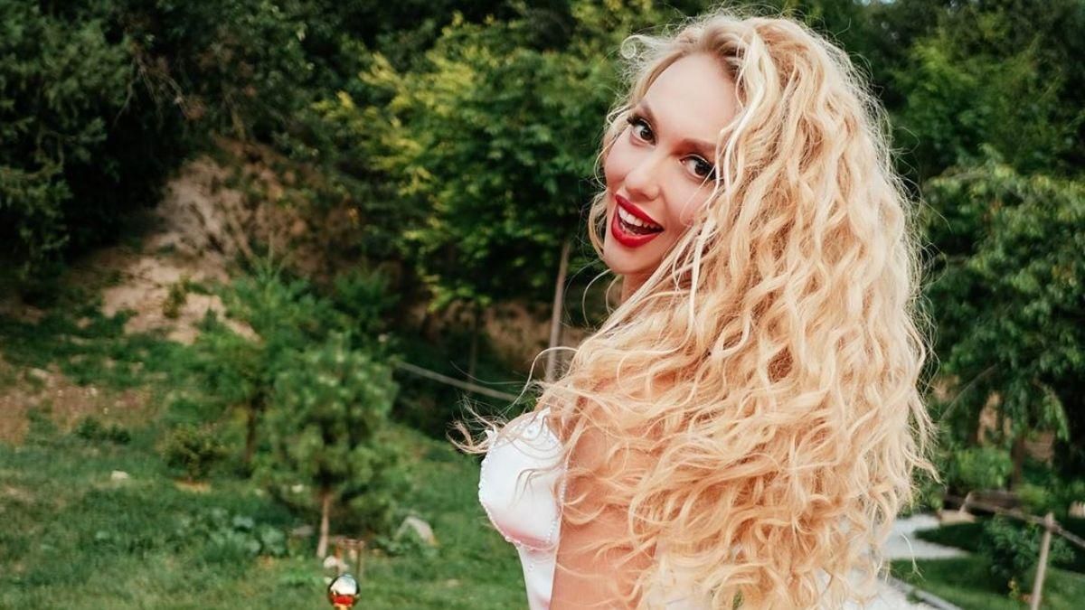 Концерт Олі Полякової у Білій Церкві вкотре перенесли: різка реакція зірки Концерт Олі Полякової у Білій Церкві вкотре перенесли: різка реакція зірки