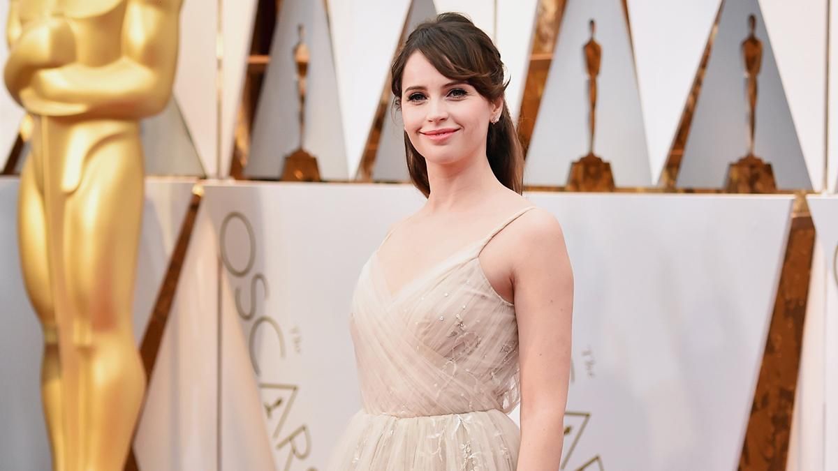 Фелісіті Джонс вперше стала мамою Фелісіті Джонс вперше стала мамою