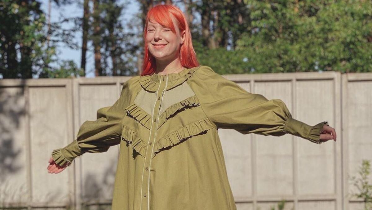 В платье и с букетом цветов: Светлана Тарабарова поразила образом на девятом месяце беременности В платье и с букетом цветов: Светлана Тарабарова поразила образом на девятом месяце беременности