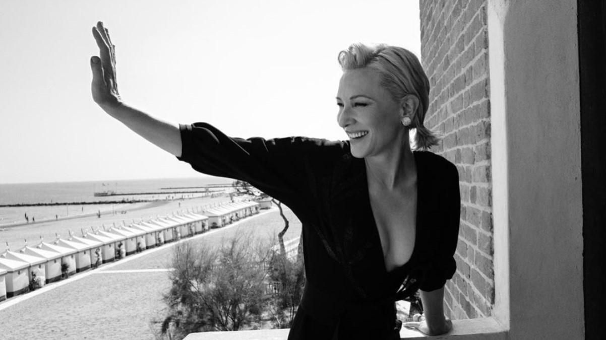 Фотограф показав, що залишилось за лаштунками Венеційського кінофестивалю Фотограф показав, що залишилось за лаштунками Венеційського кінофестивалю