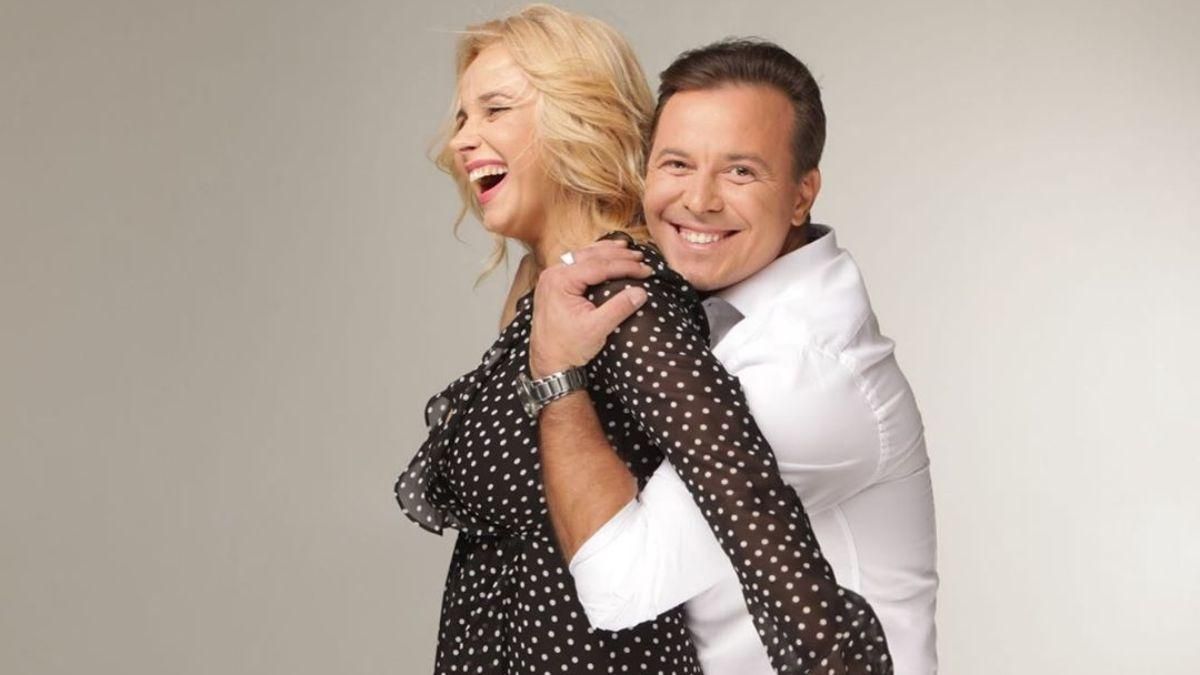 В бассейне с мужем: Лилия Ребрик показала пикантные развлечения – фото В бассейне с мужем: Лилия Ребрик показала пикантные развлечения – фото