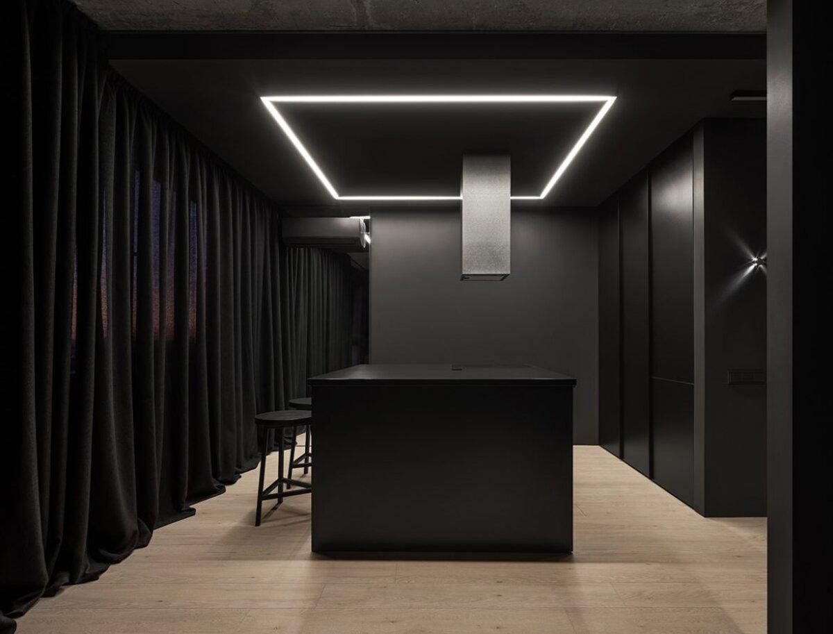 Як виглядає повністю чорна квартира в Києві: фото незвичного дизайну Як виглядає повністю чорна квартира в Києві: фото незвичного дизайну