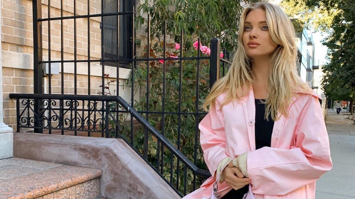У рожевому плащі: Ельза Госк приміряла трендове вбрання – фото У рожевому плащі: Ельза Госк приміряла трендове вбрання – фото