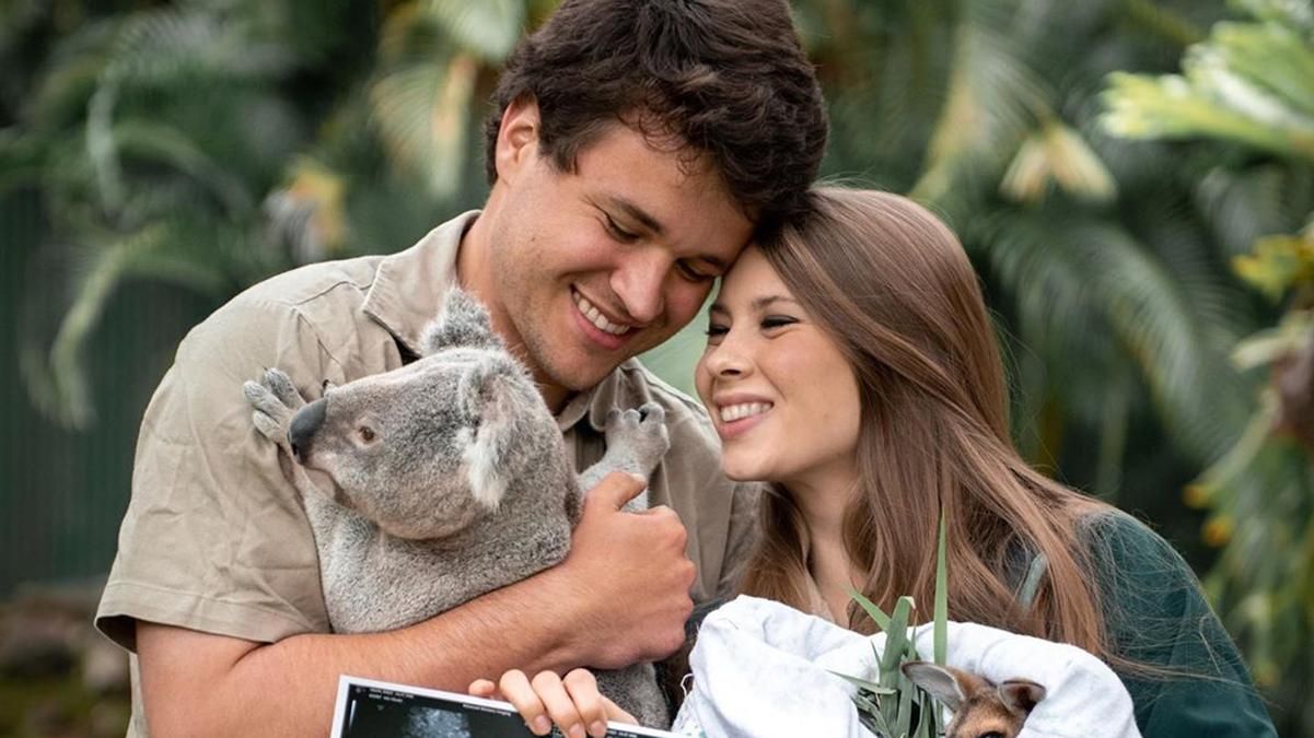 Дочь зоозащитника Стива Ирвина обнародовала пол первенца: миловидное фото Дочь зоозащитника Стива Ирвина обнародовала пол первенца: миловидное фото