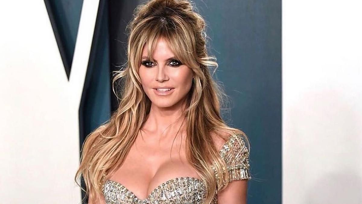 В блестящем мини платье: 47-летняя Хайди Клум поразила безупречной фигурой – фото В блестящем мини платье: 47-летняя Хайди Клум поразила безупречной фигурой – фото