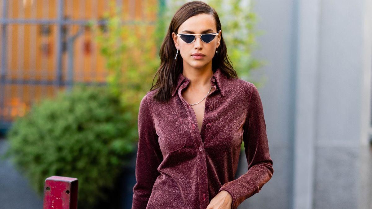 У стильному костюмі: Ірина Шейк продемонструвала бездоганний образ на вулицях Мілана – фото У стильному костюмі: Ірина Шейк продемонструвала бездоганний образ на вулицях Мілана – фото