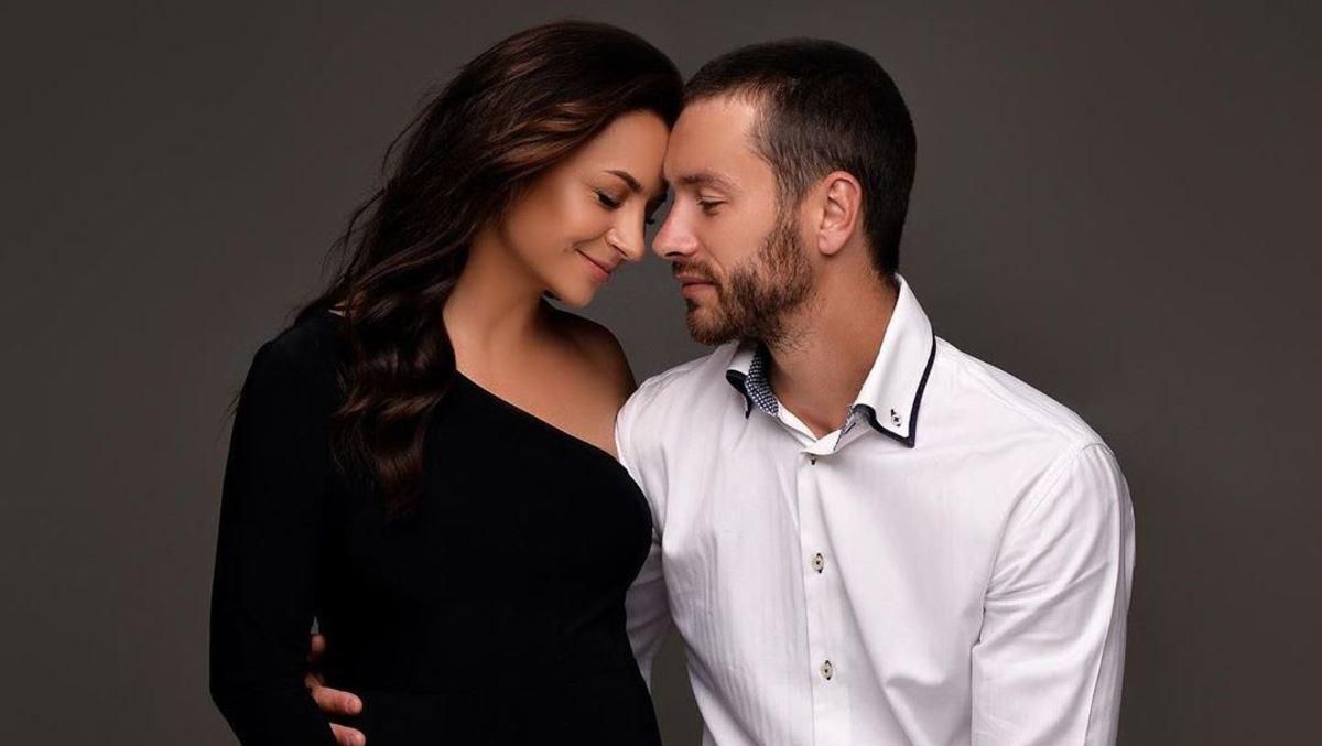 Сімейні ритуали: Ілона Гвоздьова розповіла, яких традицій дотримується з чоловіком Сімейні ритуали: Ілона Гвоздьова розповіла, яких традицій дотримується з чоловіком