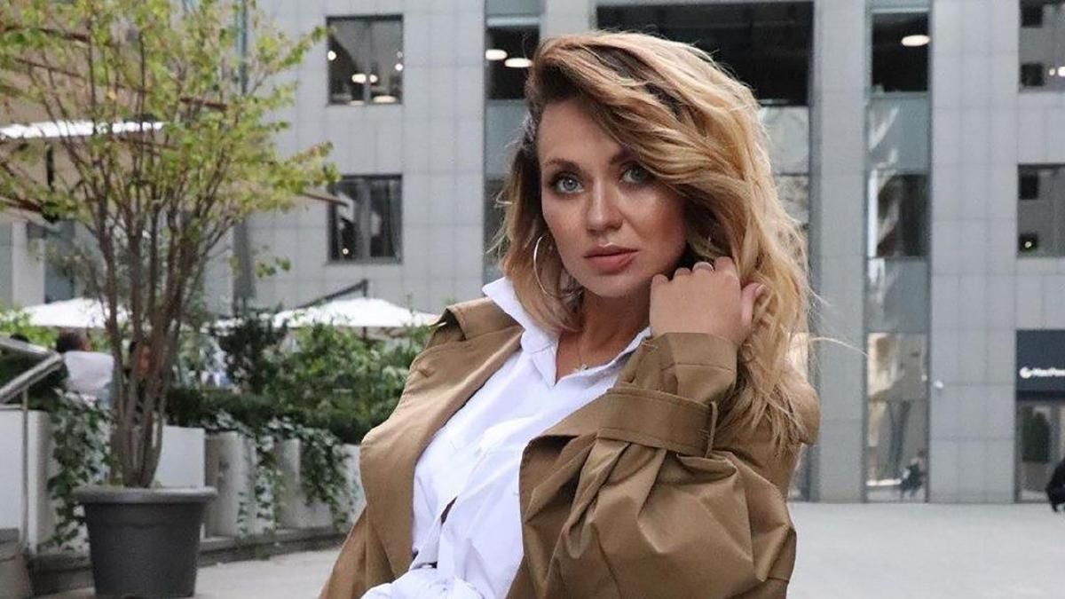 Зірці "Свінгерів" Анні Саліванчук чоловік подарував машину мрії: яскраве фото Зірці "Свінгерів" Анні Саліванчук чоловік подарував машину мрії: яскраве фото