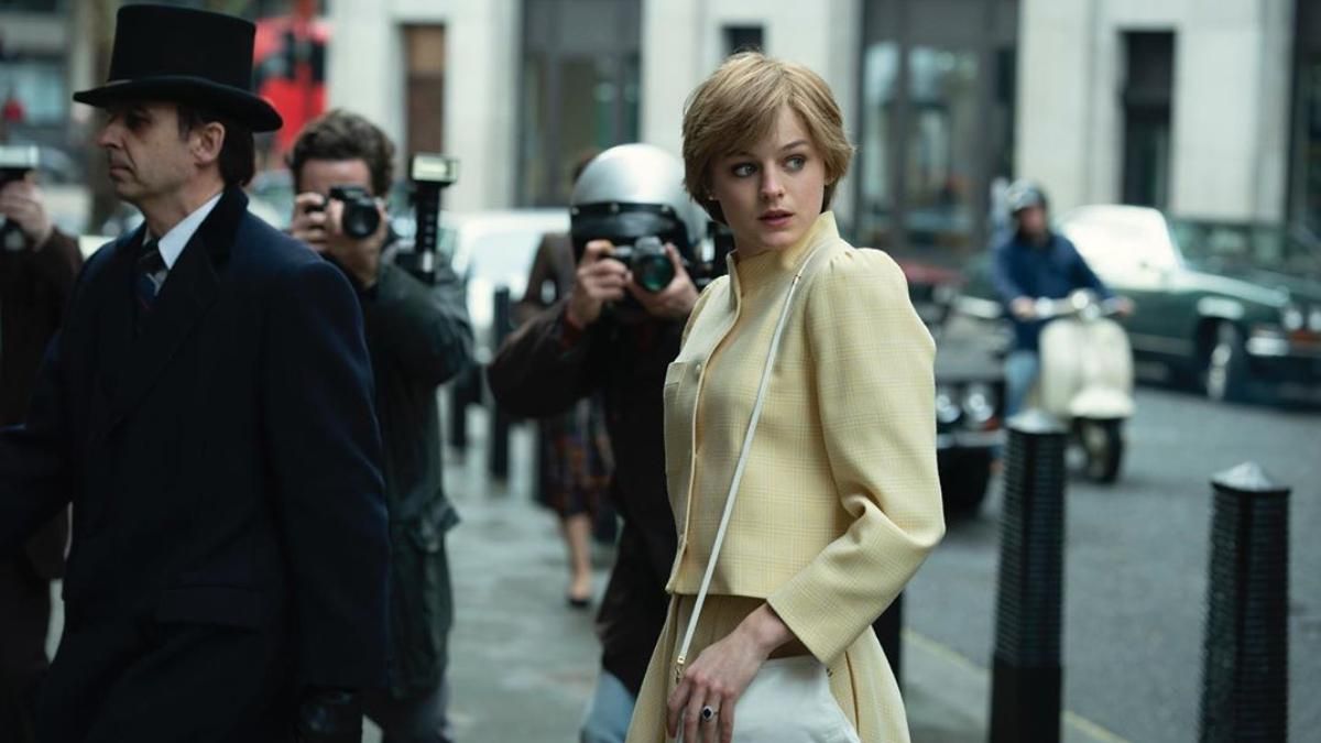 Маргарет Тэтчер, принцесса Диана и Елизавета II: три влиятельные женщины на постерах "Короны" Маргарет Тэтчер, принцесса Диана и Елизавета II: три влиятельные женщины на постерах "Короны"