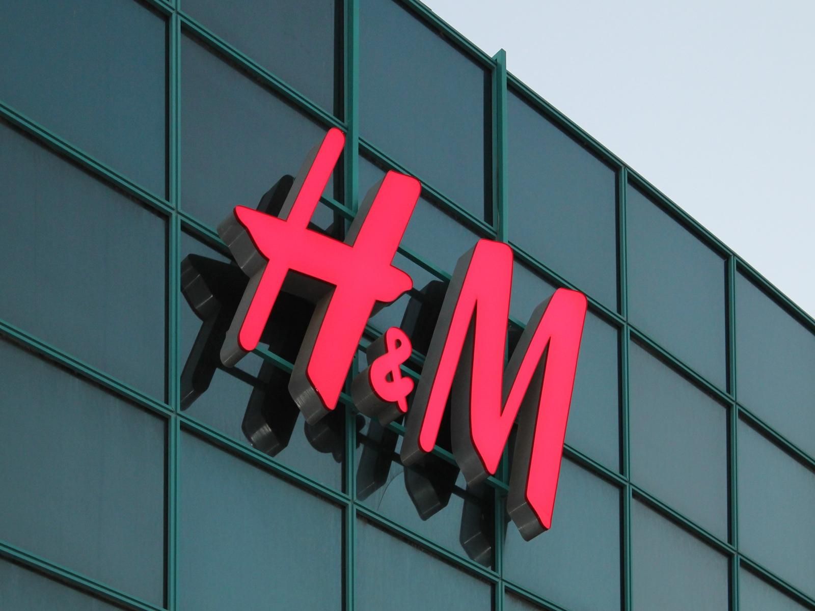Бренд H&M закриє магазини у всьому світі з 2021 року: причина