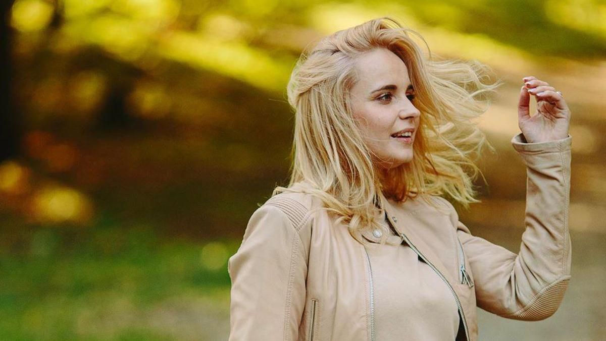 Лілія Ребрик зачарувала новою світлиною та розповіла про осінні традиції своєї сім'ї Лілія Ребрик зачарувала новою світлиною та розповіла про осінні традиції своєї сім'ї