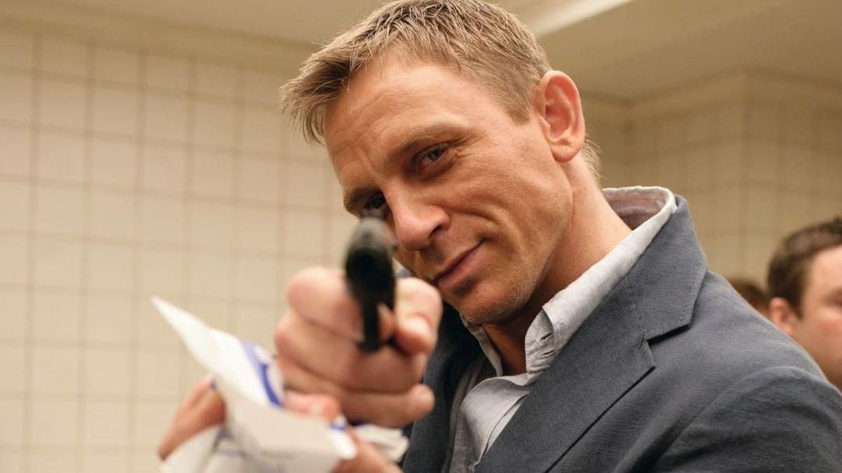 Премьеру фильма "Джеймс Бонд" снова перенесли: известна новая дата Премьеру фильма "Джеймс Бонд" снова перенесли: известна новая дата