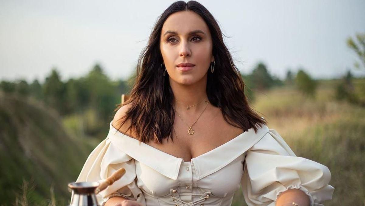 Джамала поділилась ніжним аутфітом у дитячій кімнаті: фото Джамала поділилась ніжним аутфітом у дитячій кімнаті: фото