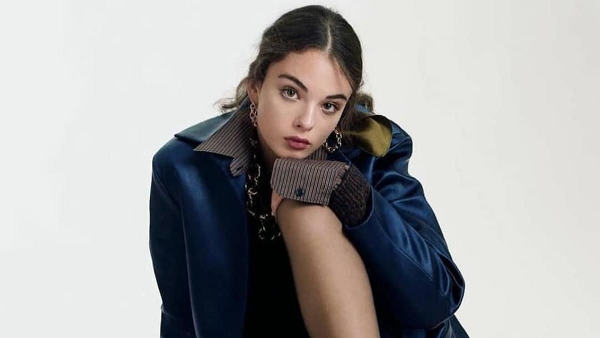 16-летняя дочь Моники Беллуччи впервые украсила обложку глянца: безупречный образ 16-летняя дочь Моники Беллуччи впервые украсила обложку глянца: безупречный образ