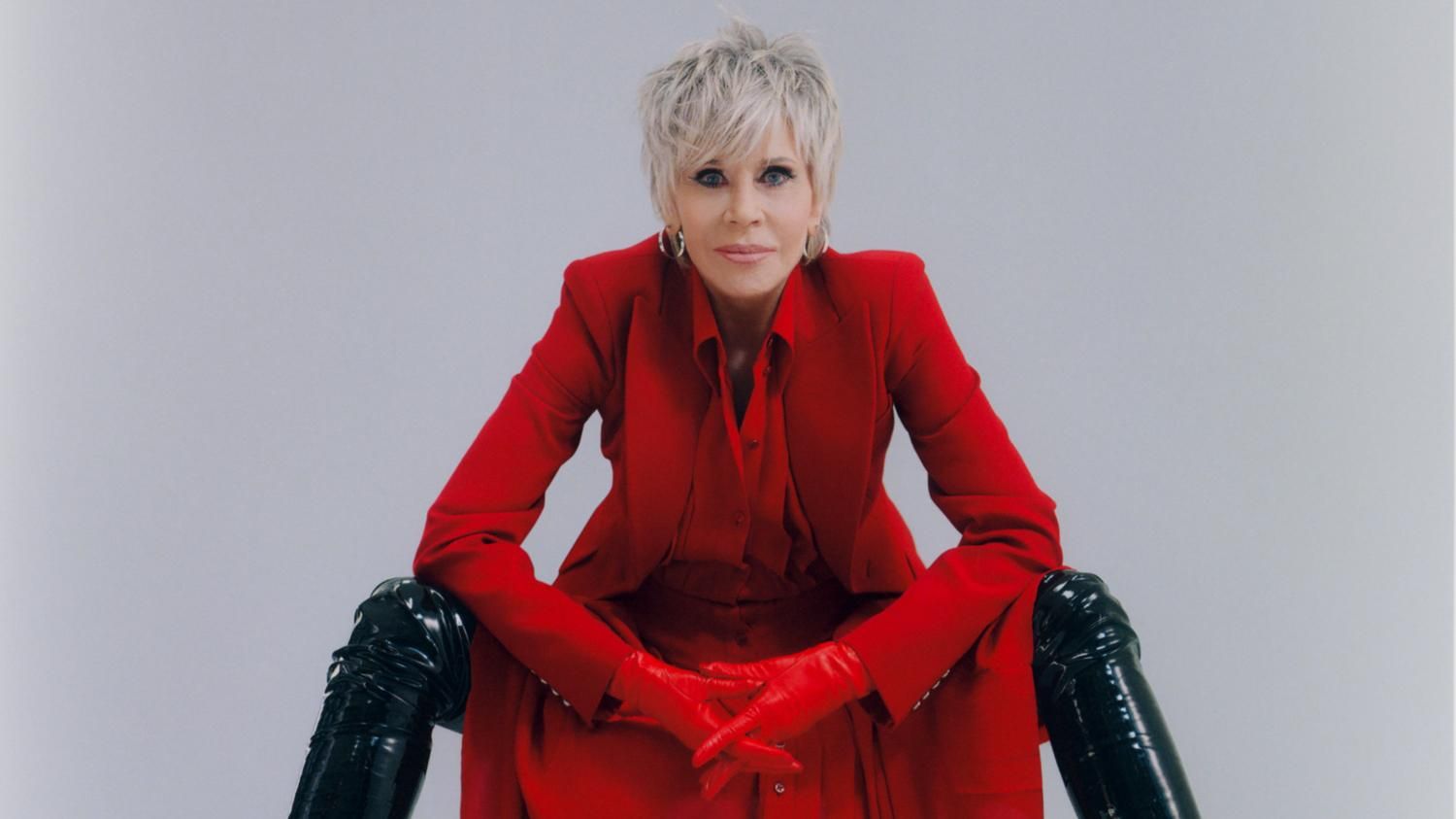 В латексных ботфортах: 82-летняя Джейн Фонда поразила стильной фотосессией В латексных ботфортах: 82-летняя Джейн Фонда поразила стильной фотосессией