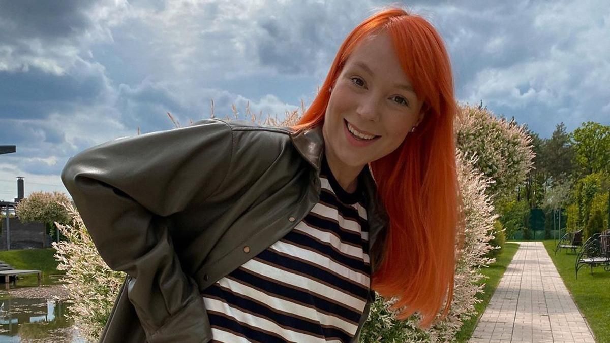 В стильном костюме: Светлана Тарабарова показала идеальный вариант осеннего образа – фото В стильном костюме: Светлана Тарабарова показала идеальный вариант осеннего образа – фото