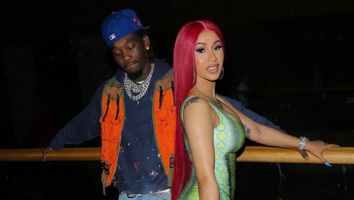 Через місяць після заяв про розлучення: Cardi B помітили за поцілунками з чоловіком Через місяць після заяв про розлучення: Cardi B помітили за поцілунками з чоловіком