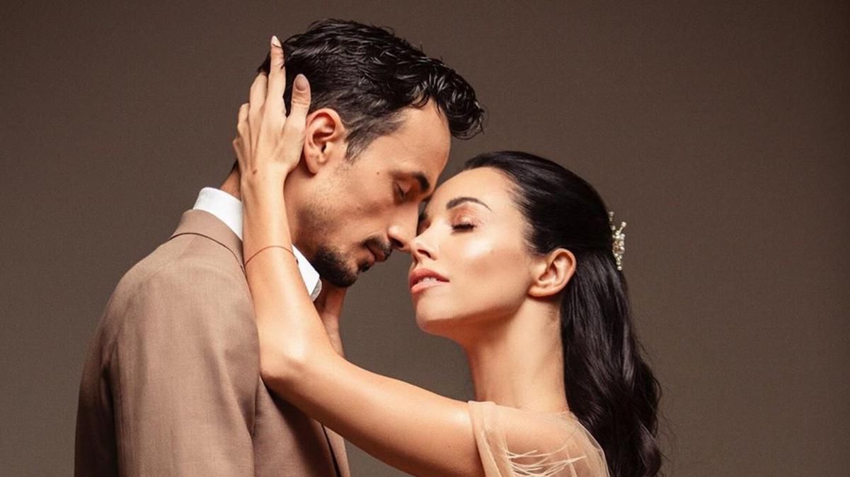 Екатерина Кухар очаровала чувственными фото с мужем: невероятная нежность Екатерина Кухар очаровала чувственными фото с мужем: невероятная нежность