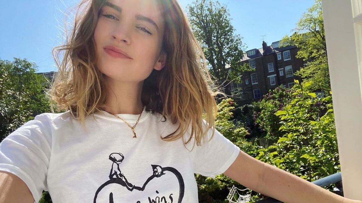 Лучше ошибиться: интервью Лили Джеймс, которую подозревают в романе с женатым актером Лучше ошибиться: интервью Лили Джеймс, которую подозревают в романе с женатым актером