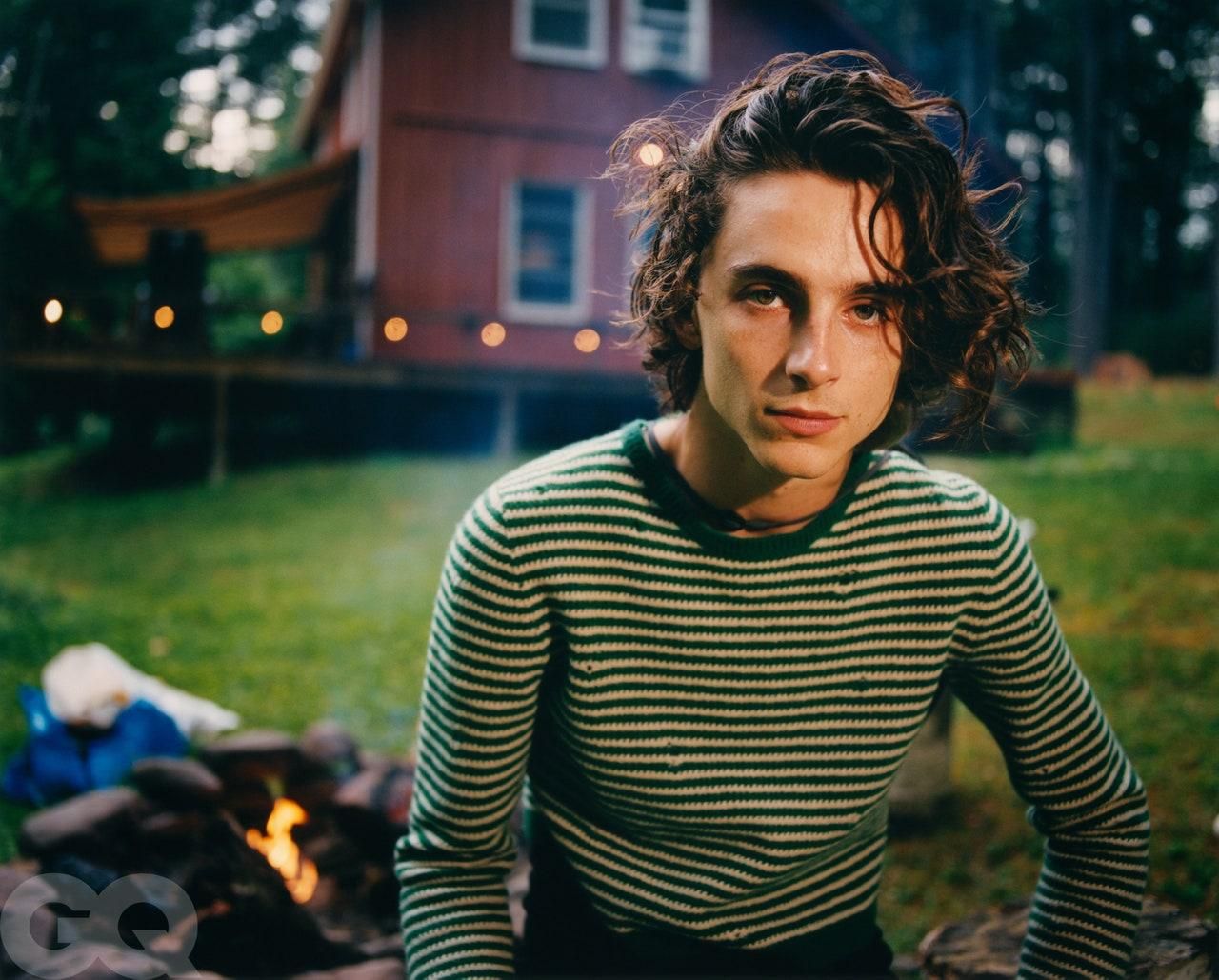 Тимоти Шаламе впервые прокомментировал страстный поцелуй с Лили-Роуз Депп Тимоти Шаламе впервые прокомментировал страстный поцелуй с Лили-Роуз Депп