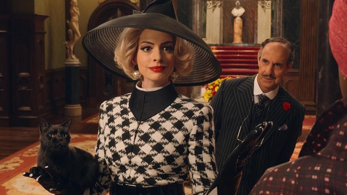 Енн Гетевей показала зблизька моторошний грим для зйомок "Відьом": відео та фото Енн Гетевей показала зблизька моторошний грим для зйомок "Відьом": відео та фото