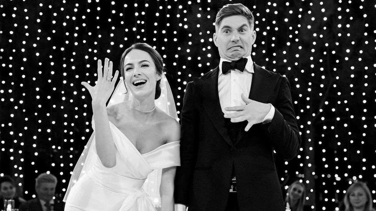 Семью разбить нереально: вторая жена Остапчука объяснила, что не она разрушила брак любимого Семью разбить нереально: вторая жена Остапчука объяснила, что не она разрушила брак любимого