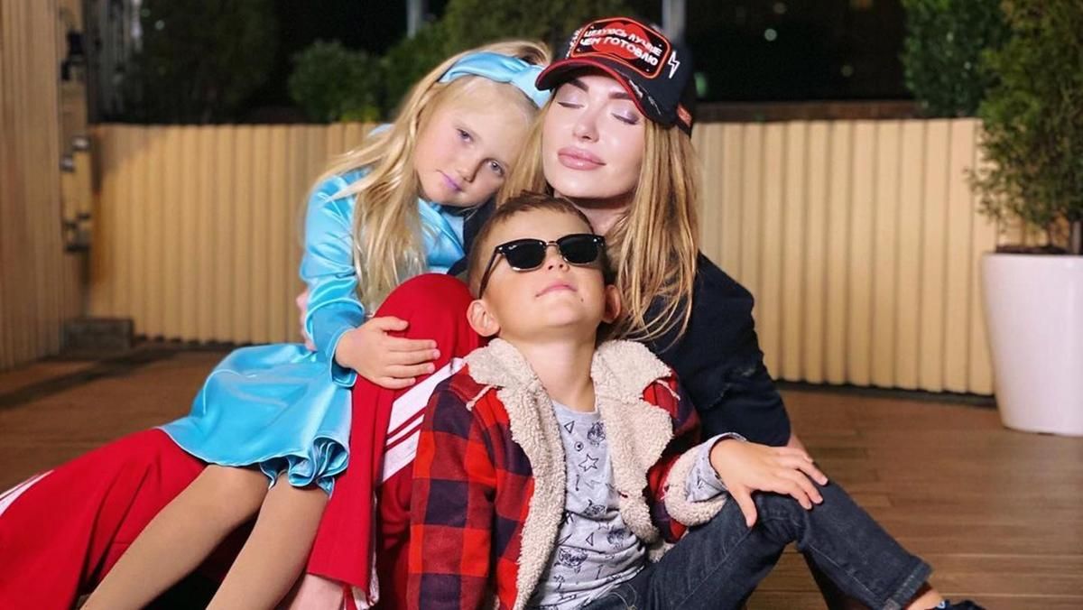 Слава Камінська зізналась, як пояснила дітям розлучення з Едгаром Слава Камінська зізналась, як пояснила дітям розлучення з Едгаром