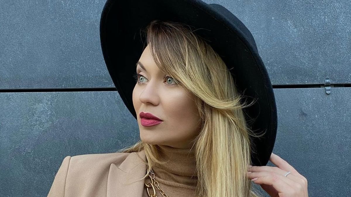 Усіх попередила: Анна Саліванчук розповіла, як відреагували сусіди на її зараження коронавірусом Усіх попередила: Анна Саліванчук розповіла, як відреагували сусіди на її зараження коронавірусом