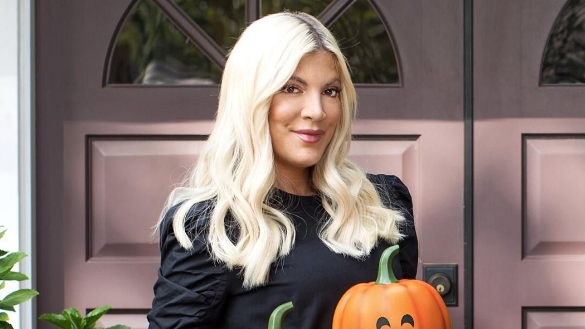 Торі Спеллінг розповіла про булінг на зйомках Беверлі-Гіллз, 90210 Торі Спеллінг розповіла про булінг на зйомках Беверлі-Гіллз, 90210