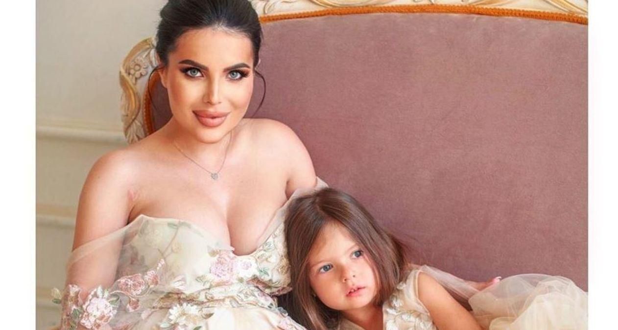 Альона Лоран з донькою, яку хотіли викрасти Альона Лоран з донькою, яку хотіли викрасти