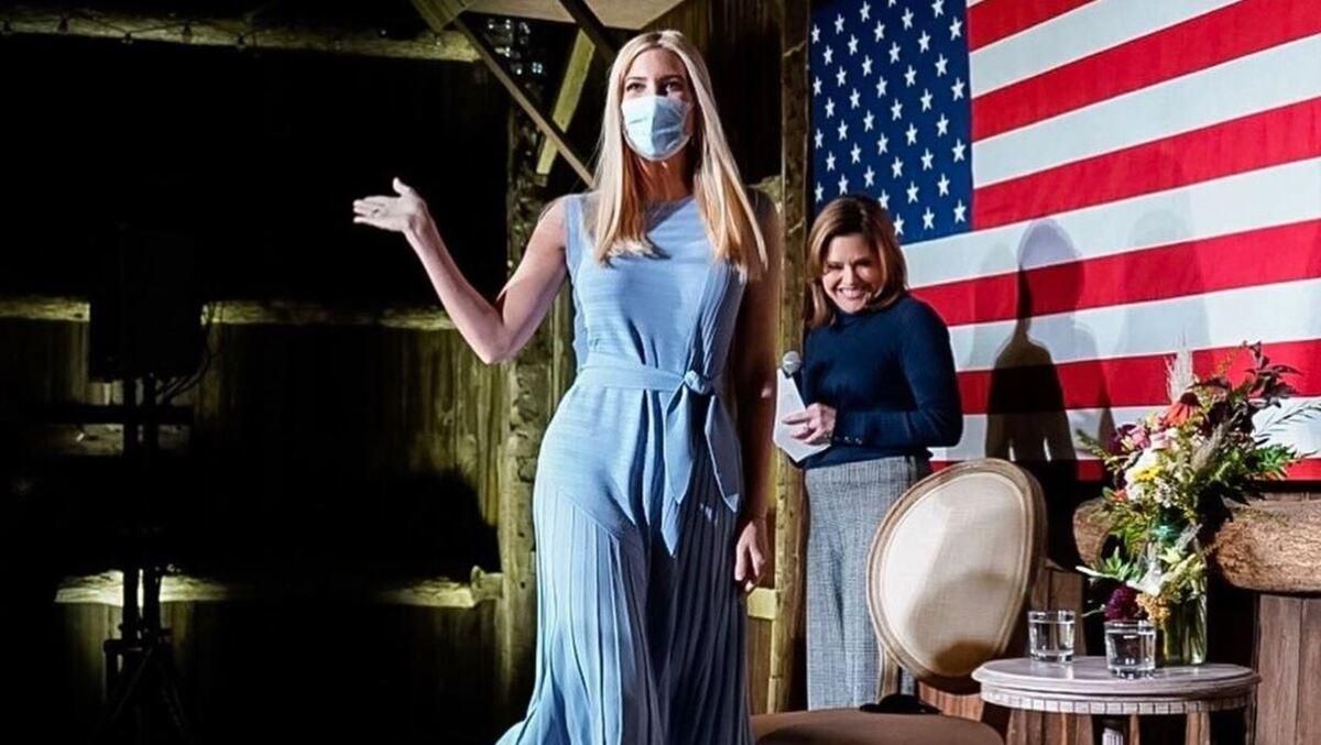 У рожевому костюмі: Іванка Трамп підкорила стильним образом – фото У рожевому костюмі: Іванка Трамп підкорила стильним образом – фото