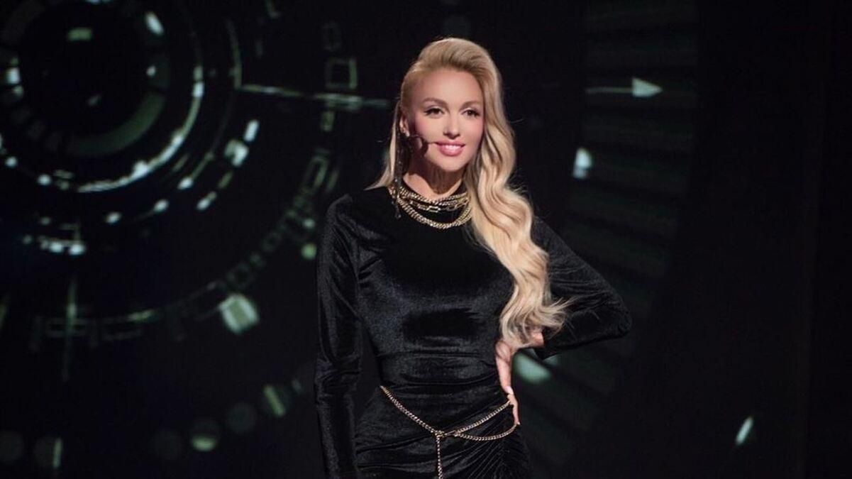 Оля Полякова перенесла концерт из-за подозрения на коронавирус Оля Полякова перенесла концерт из-за подозрения на коронавирус