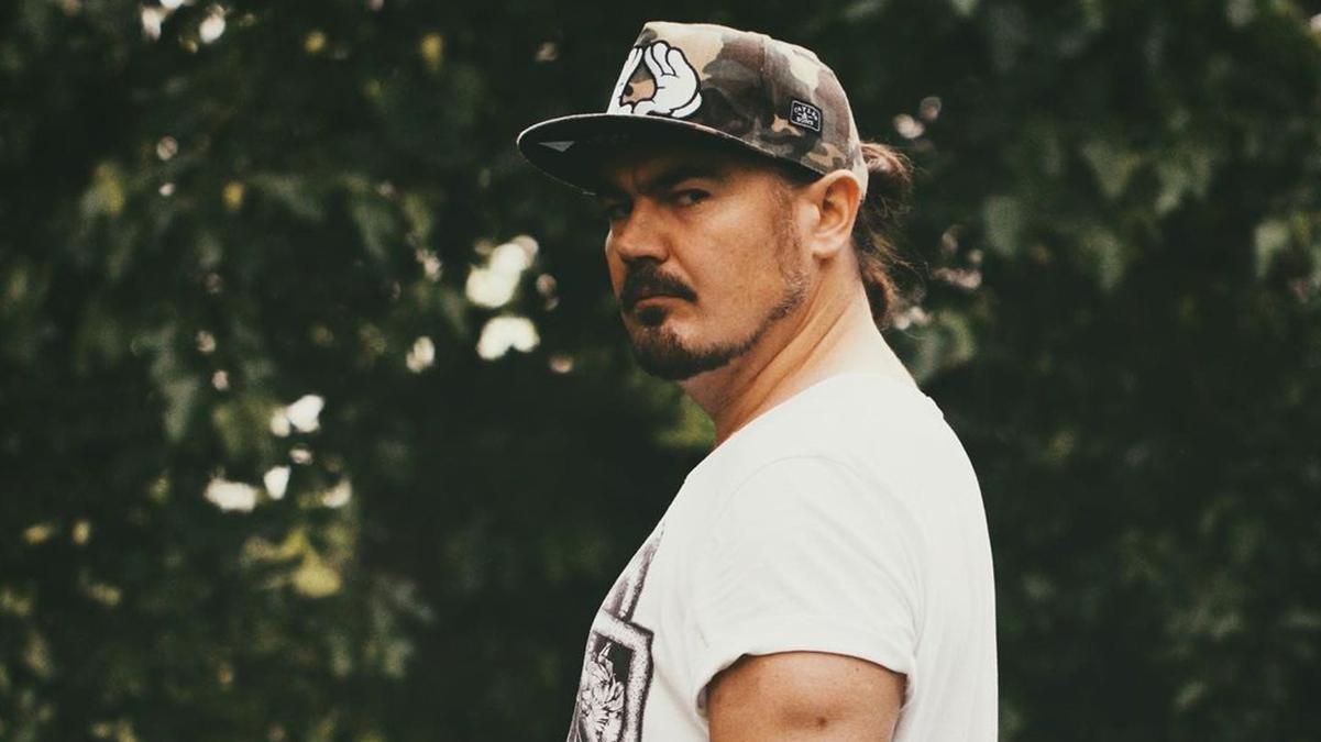 Хворий на коронавірус Фагот з'явився у ресторані без маски: фото Хворий на коронавірус Фагот з'явився у ресторані без маски: фото