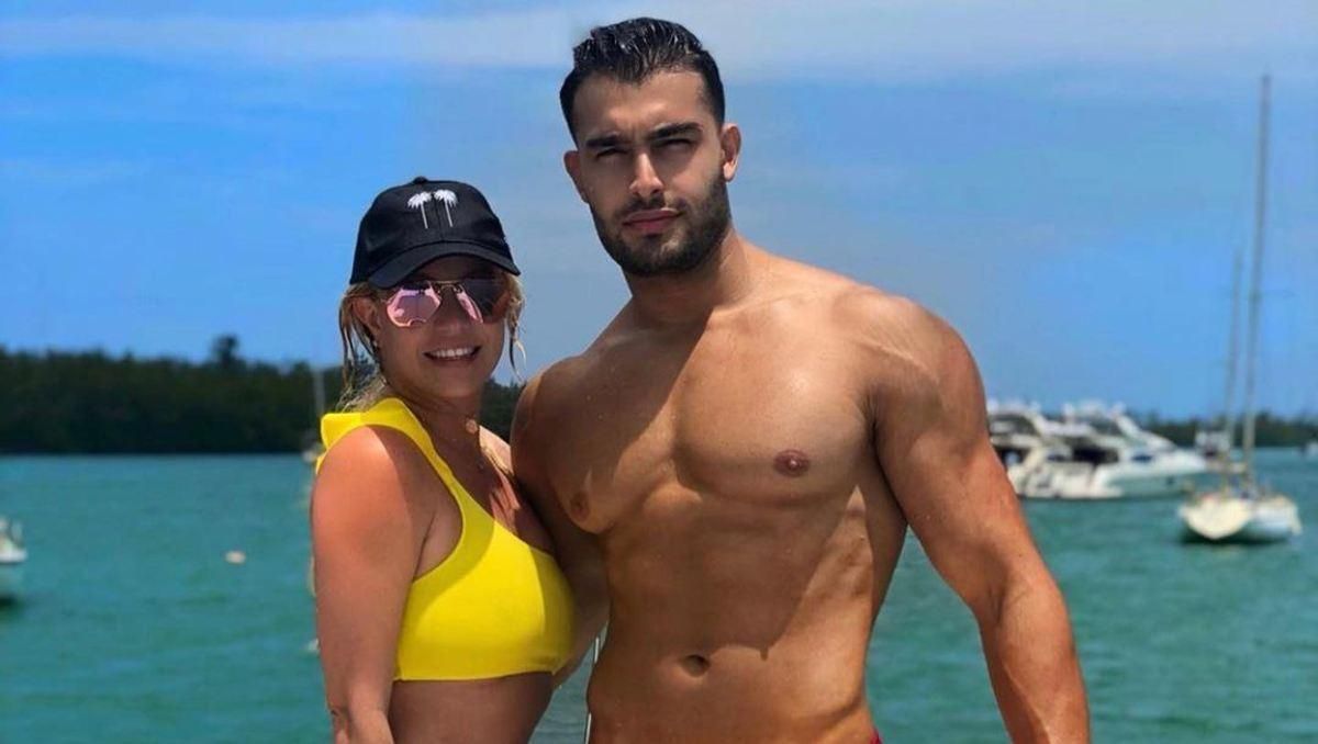 Бритни Спирс запрещено выходить замуж и рожать детей из-за опекунства: детали Бритни Спирс запрещено выходить замуж и рожать детей из-за опекунства: детали