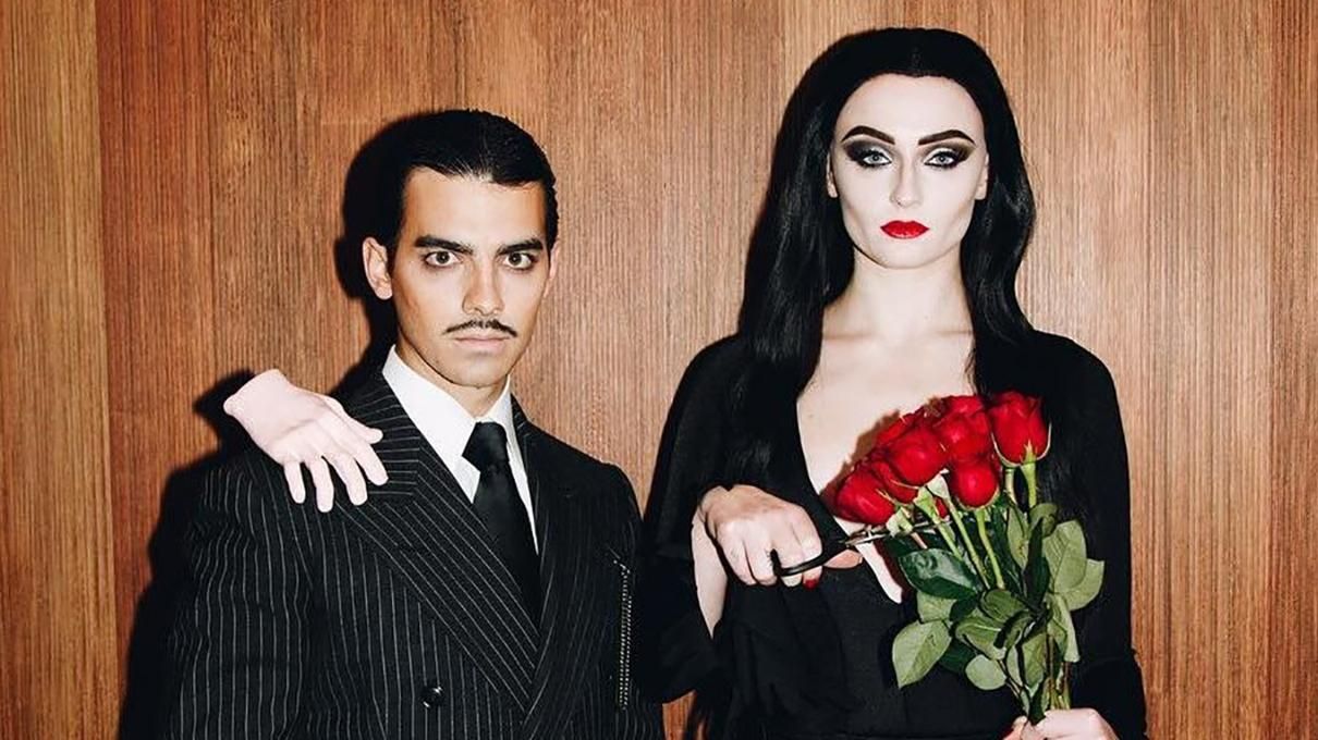 Образи на Хелловін 2020 для пари: кращі варіанти костюмів Образи на Хелловін 2020 для пари: кращі варіанти костюмів