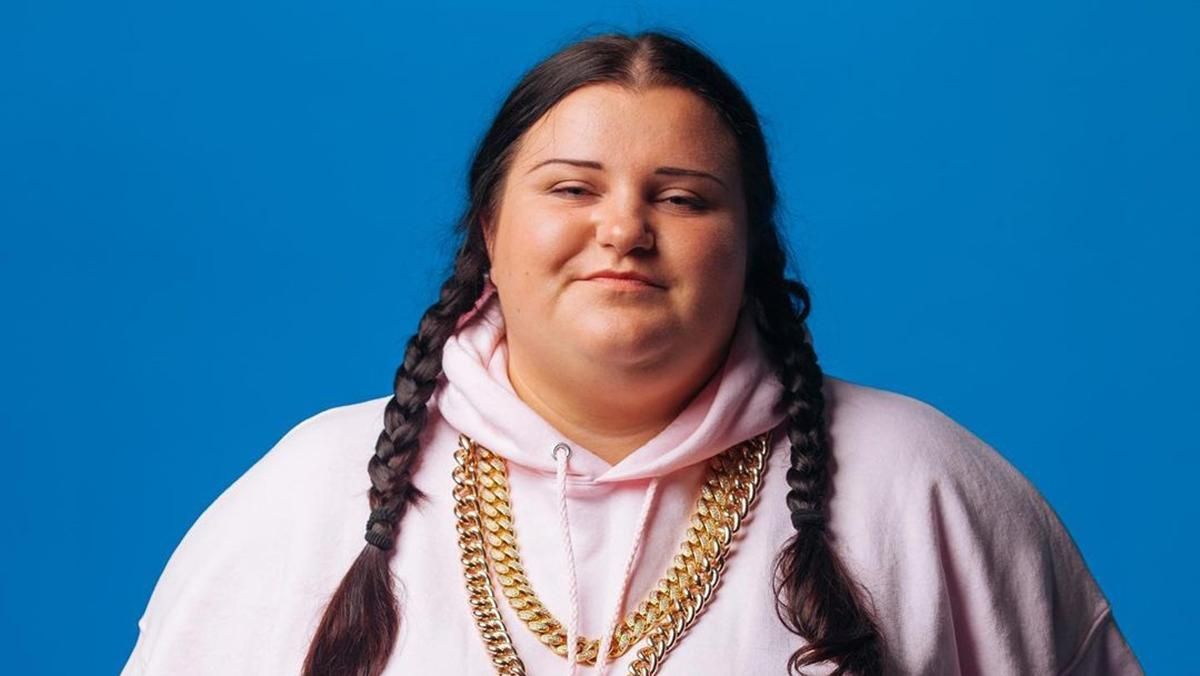 Alyona Alyona Alyona Alyona