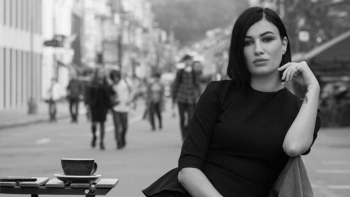 Не заслуживает звания отца: Анастасия Приходько призналась, почему дочь не знает папу Не заслуживает звания отца: Анастасия Приходько призналась, почему дочь не знает папу