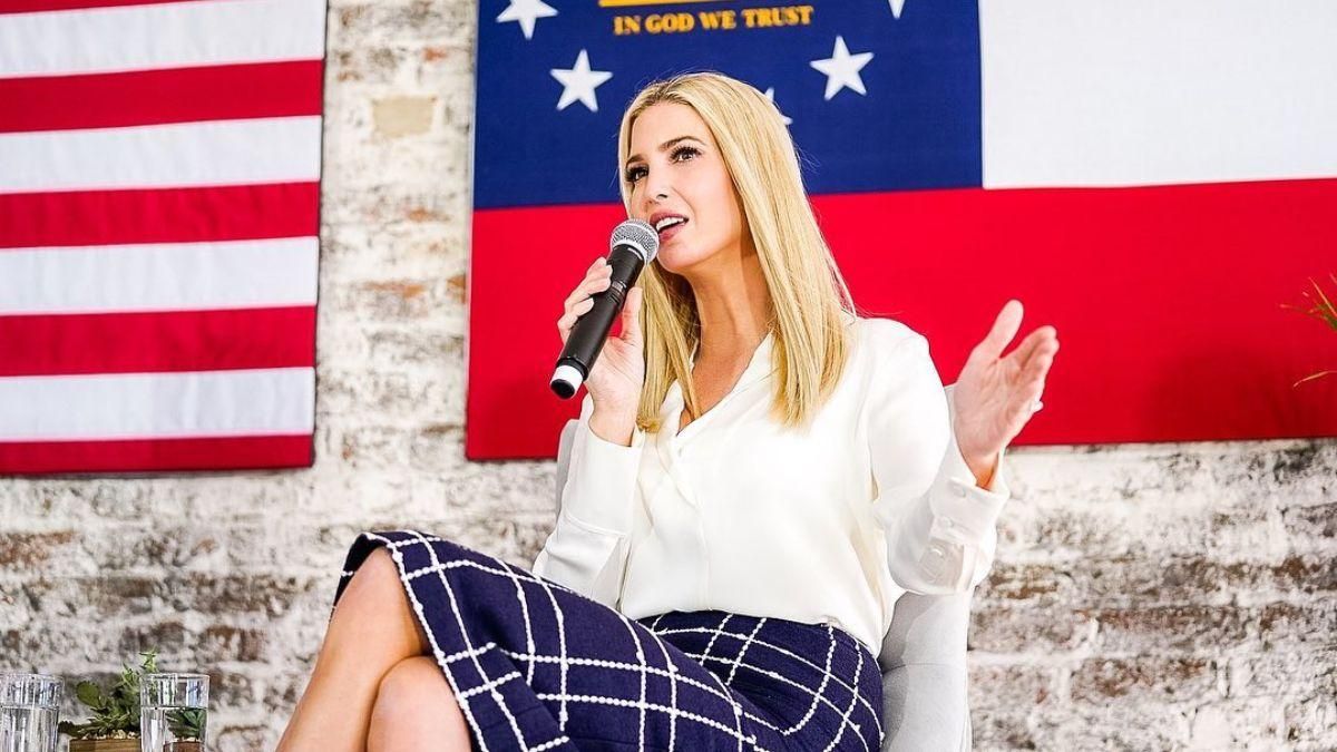 Иванка Трамп похвасталась стильным образом Иванка Трамп похвасталась стильным образом