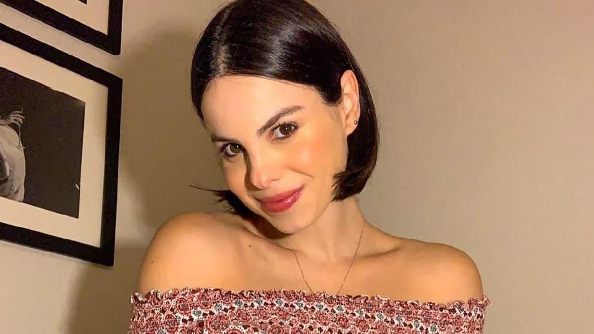 Актриса сериала "Клон" Стефани Бриту родила первенца Актриса сериала "Клон" Стефани Бриту родила первенца