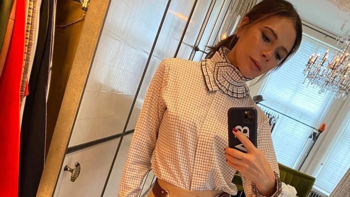 Вікторія Бекхем приміряла стильний образ Вікторія Бекхем приміряла стильний образ