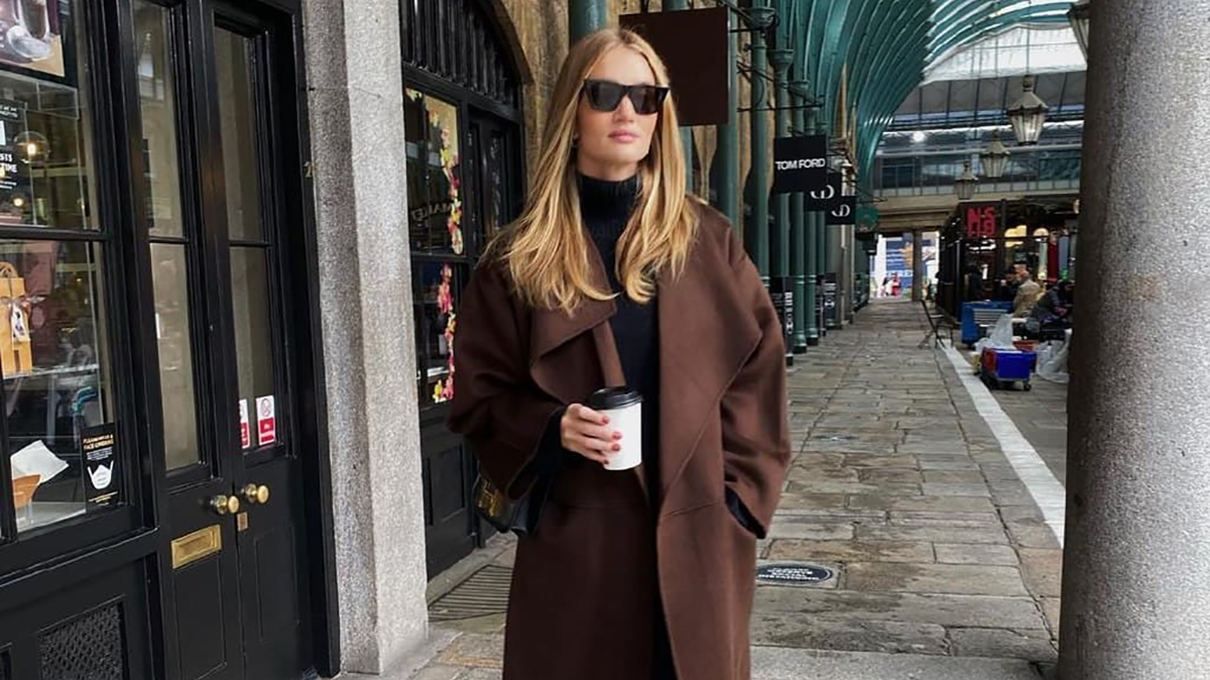 Розі Гантінгтон-Вайтлі показала новий образ Розі Гантінгтон-Вайтлі показала новий образ