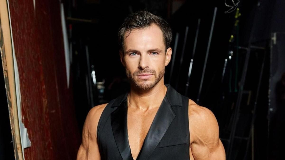 Сергей Мельник показал, как готовится к Танцев со звездами: видео Сергей Мельник показал, как готовится к Танцев со звездами: видео