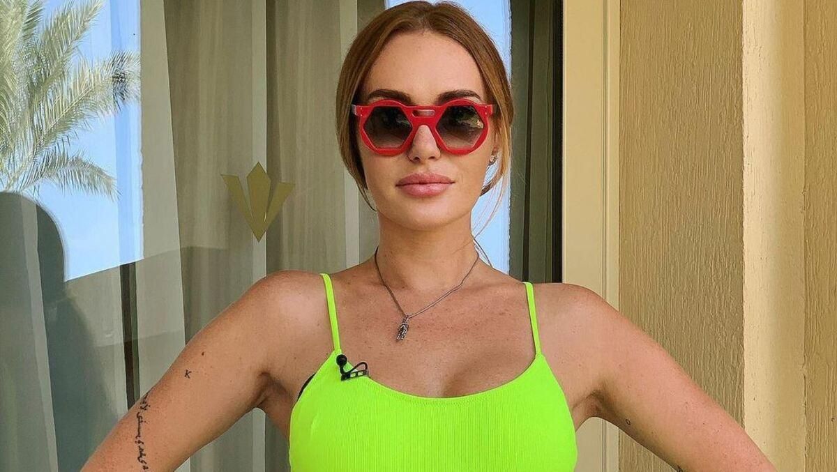 В образе ведущей: Слава Каминская показала элегантный образ – фото В образе ведущей: Слава Каминская показала элегантный образ – фото