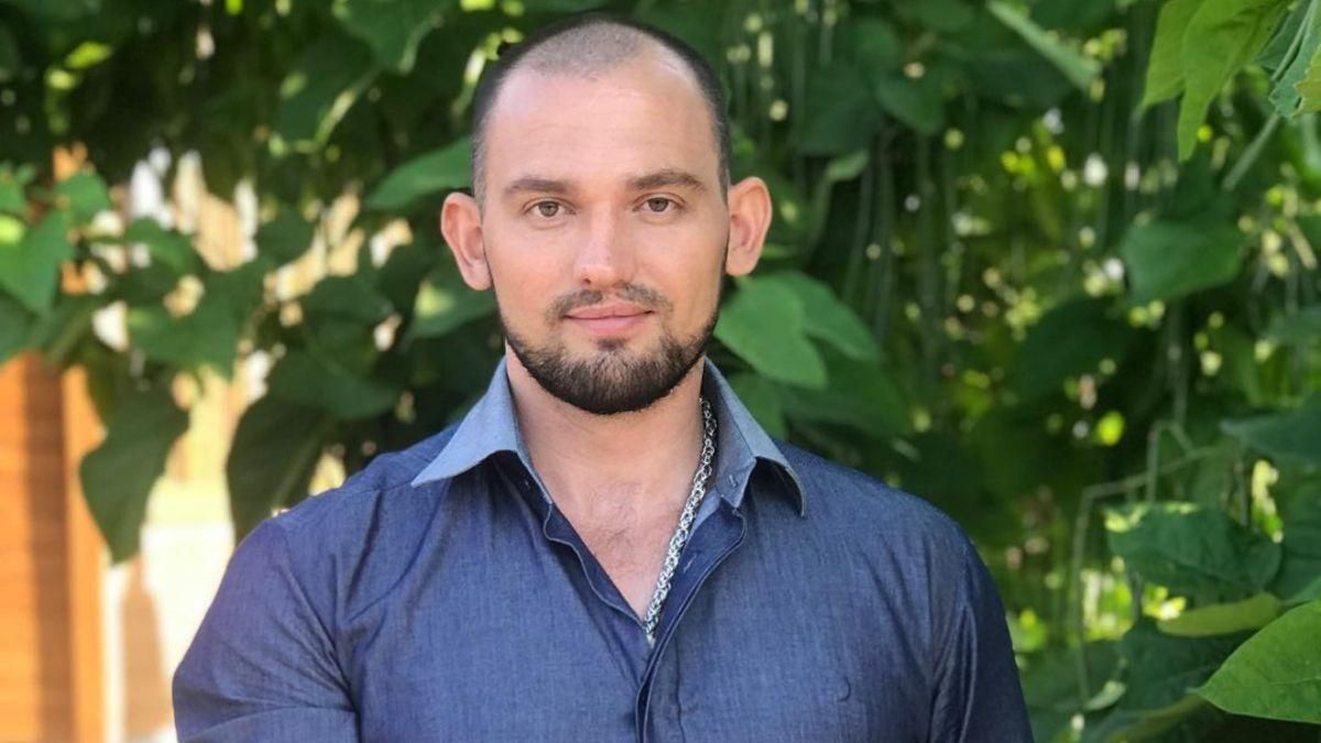 Экс-участник Холостячки Илья признался, влюбился ли в Ксению Экс-участник Холостячки Илья признался, влюбился ли в Ксению