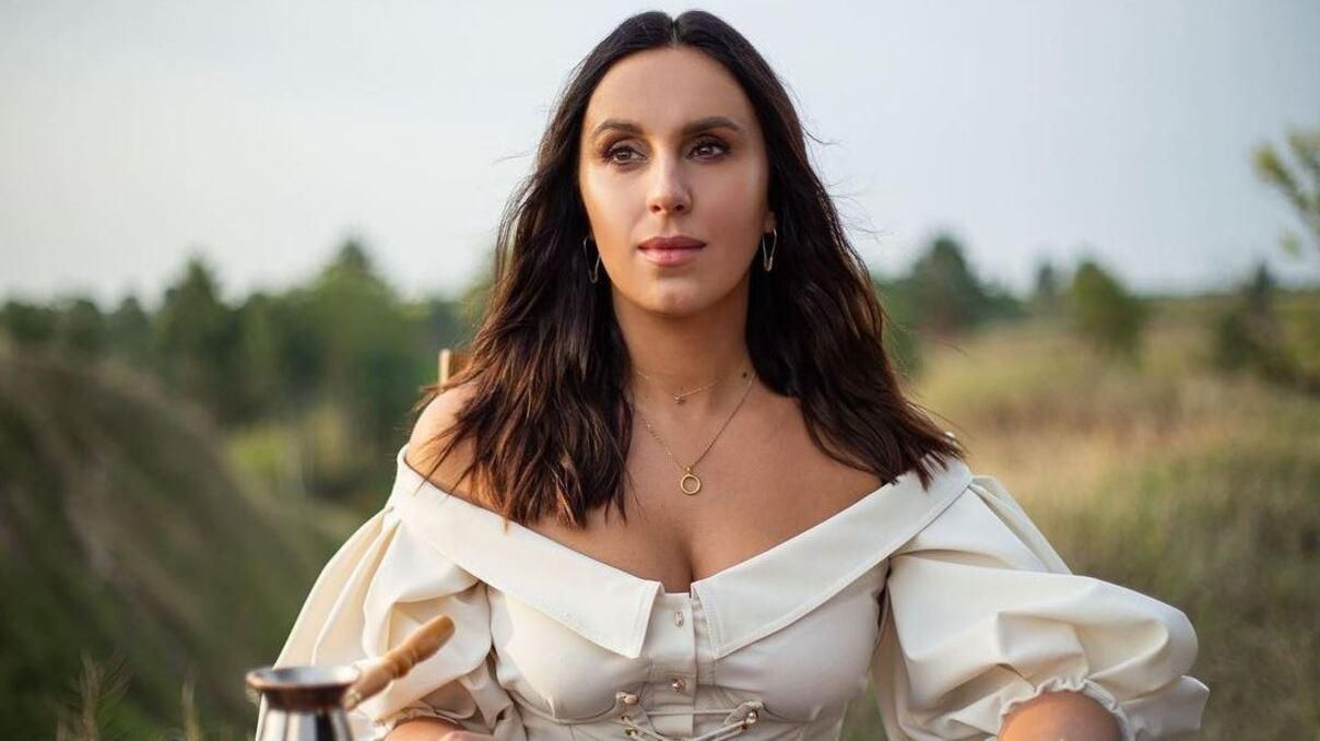 Джамала показала стильний образ Джамала показала стильний образ