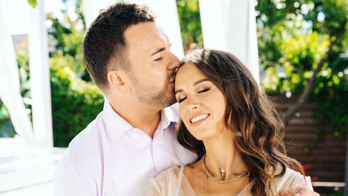 Григорій Решетник поділився ефектним фото з коханою Григорій Решетник поділився ефектним фото з коханою